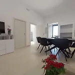 La Terrazza, Con Terrazzo E Solarium Holiday home *