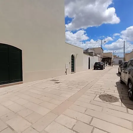La Terrazza, Con Terrazzo E Solarium 度假居 Surano