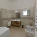 Nyaraló La Terrazza, Con Terrazzo E Solarium