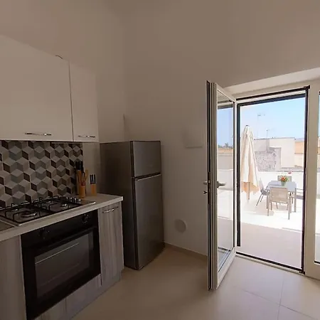 La Terrazza, Con Terrazzo E Solarium