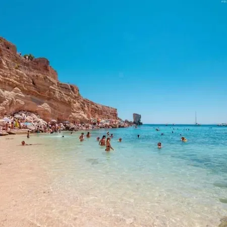 בית נופש La Terrazza, Con Terrazzo E Solarium Surano