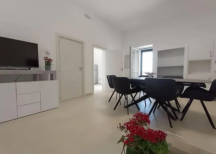 La Terrazza, Con Terrazzo E Solarium Casa vacanze *