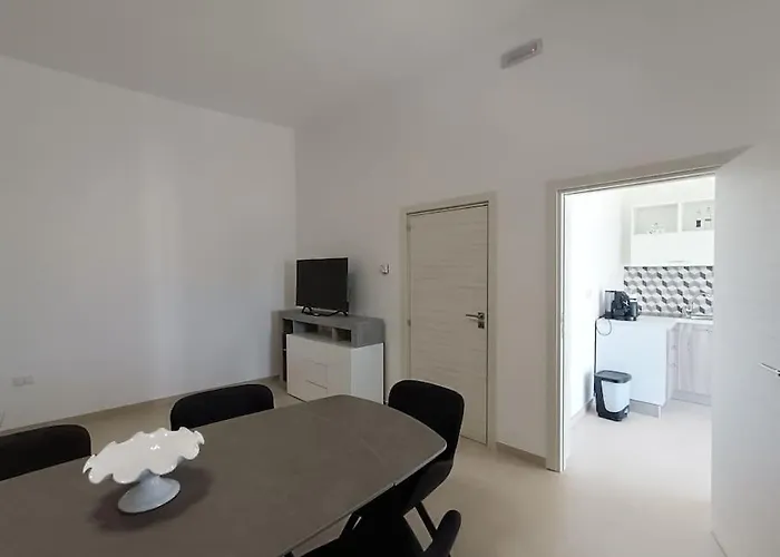 La Terrazza, Con Terrazzo E Solarium Tatil Evi *
