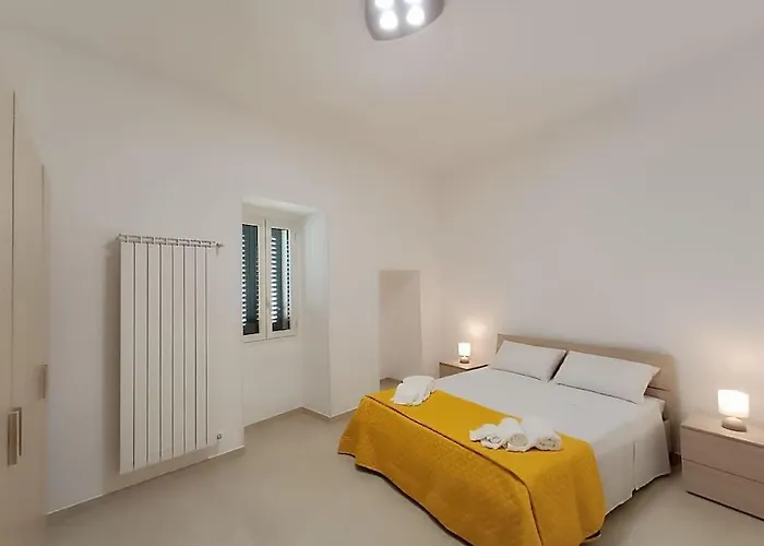 Tatil Evi La Terrazza, Con Terrazzo E Solarium Surano